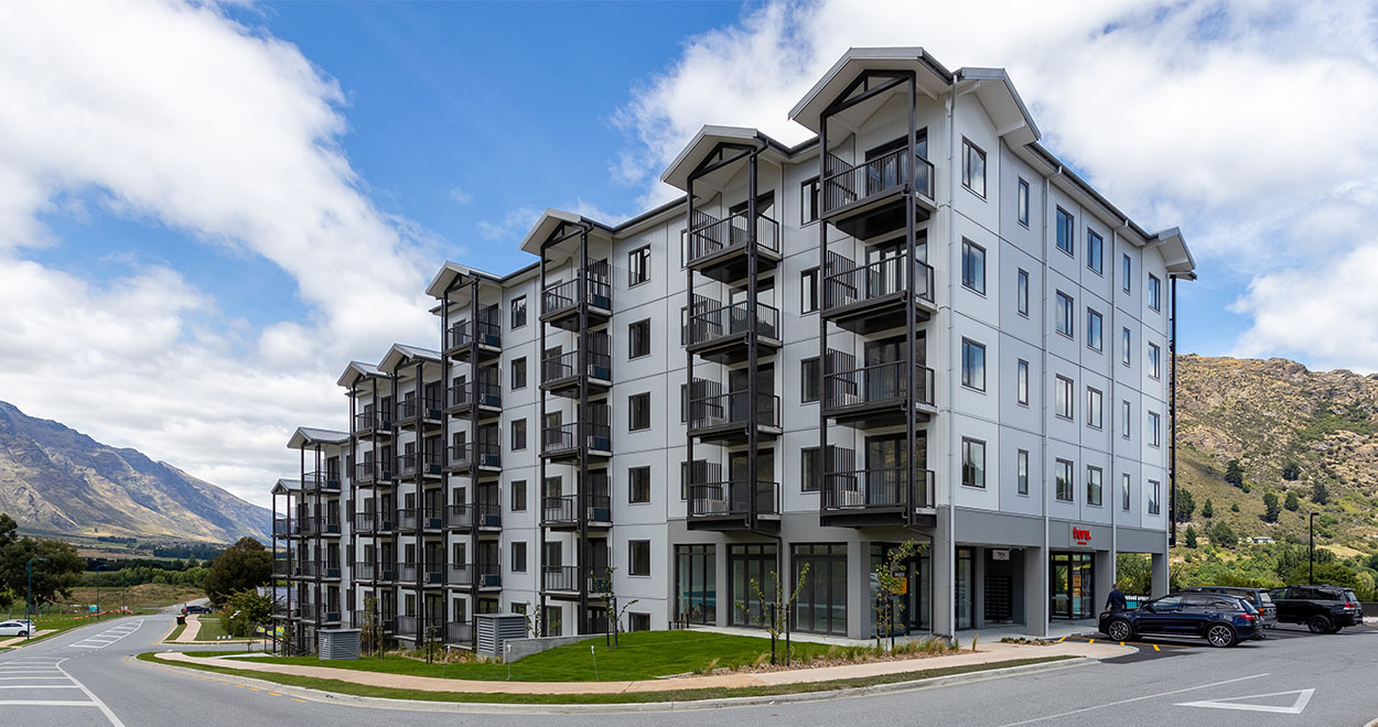 Home Naylor Love, Commercial Construction